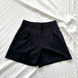Aritzia Black High-Waisted Effortless Shorts